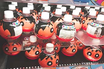 Crayon Shin chan water bottles