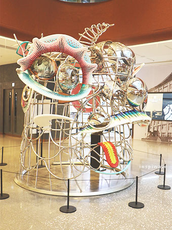 Kai Tak AIRSIDE Metal Lion Display