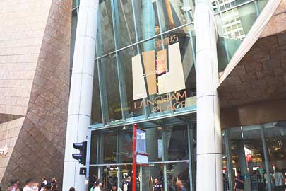 Langham Place Entrance from MTR Exit C