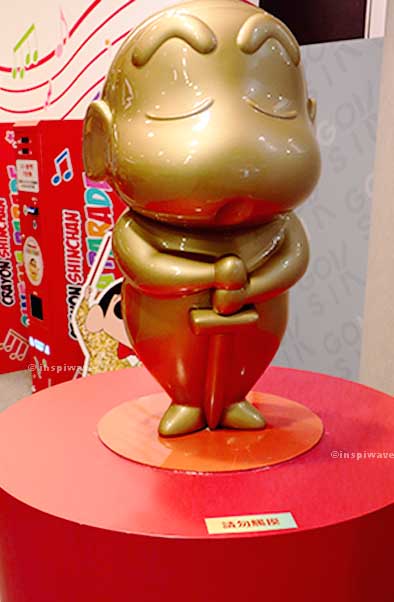 Crayon Shinchan Statue