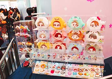 Sanrio x Mirror phone charms hair clips cosmetic bags and keychains